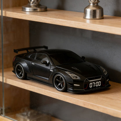 📢📢60% KEDVEZMÉNY !-🏎️Hiperautós ébresztőóra –🏎️Valósághű GTR motor és fényeffektek